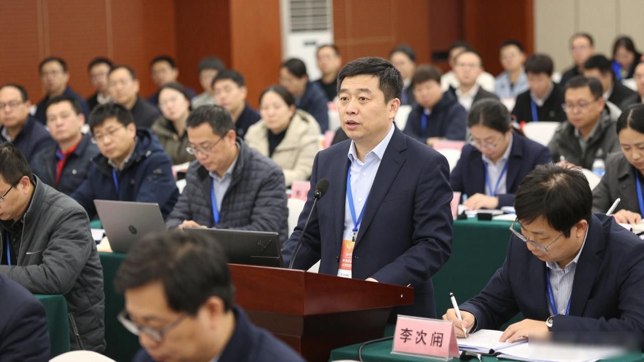 废铝易拉罐_废铝易拉罐绿色保级还原项目_再生金属产业发展趋势